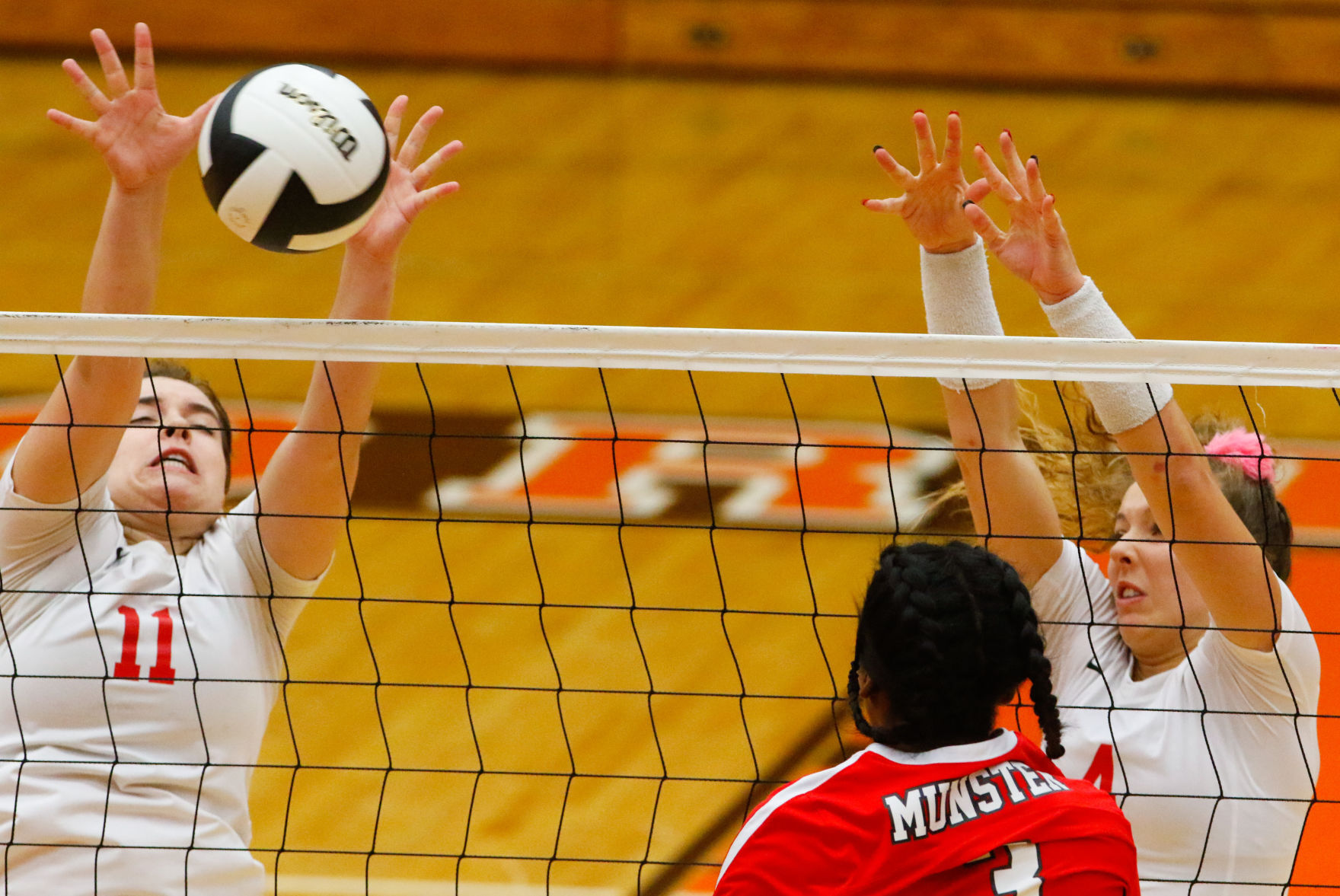 Gallery: 4A volleyball regional final: Crown Point vs. Munster